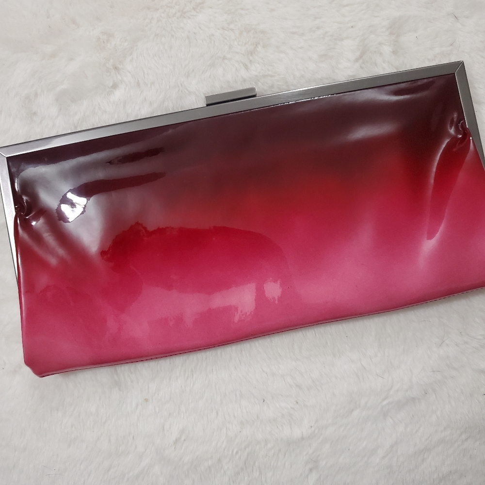 Womens hobo brand clutch